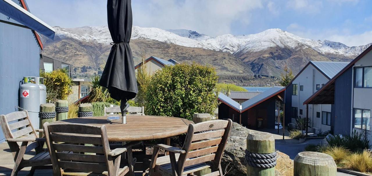 The Moorings Motel And Apartments Wanaka Exteriör bild