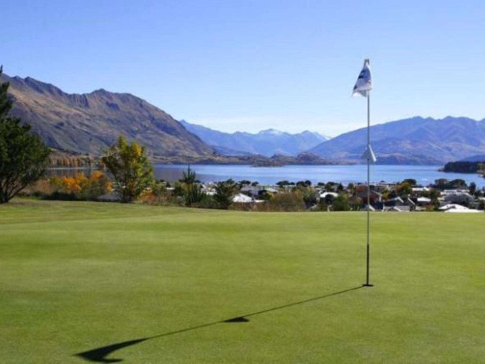 The Moorings Motel And Apartments Wanaka Exteriör bild